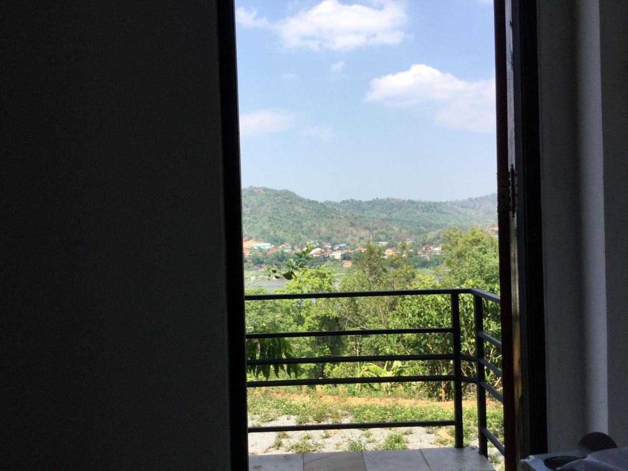 Hotel Chiang Khong Hill Exterior foto